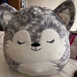 Giant squishmallow